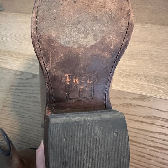 Frye short leather western booties in taupe/grey - Picture 9 of 11